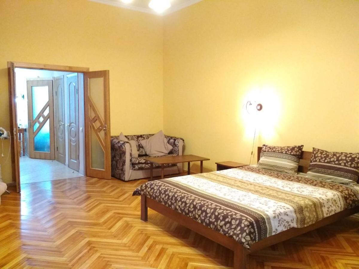 Apartment On Virmens'Ka Street Lviv Extérieur photo